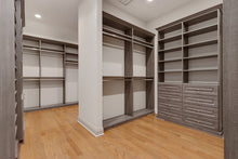 Load image into Gallery viewer, Custom Closets